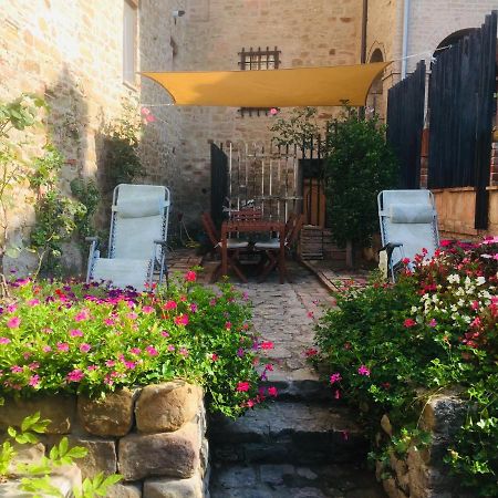 Est Locanda San Ginesio Екстер'єр фото