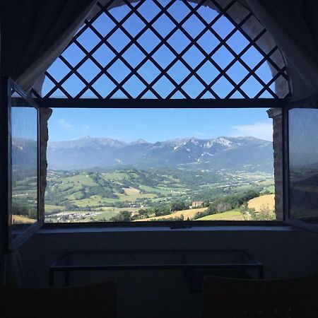Est Locanda San Ginesio Екстер'єр фото