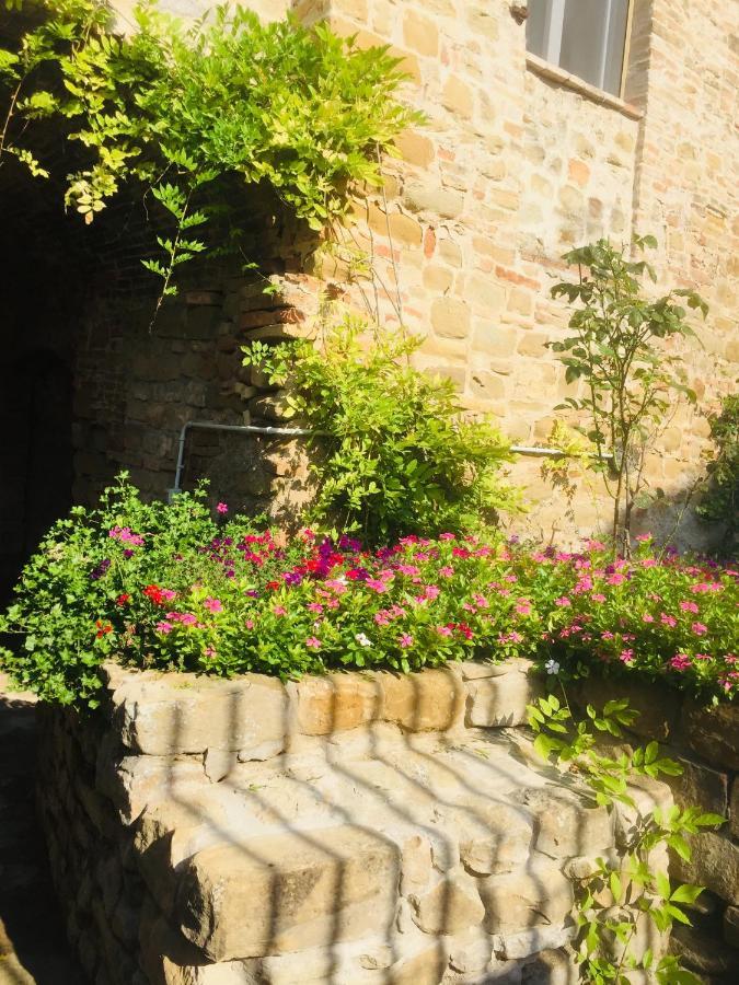 Est Locanda San Ginesio Екстер'єр фото