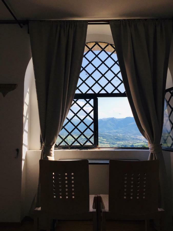 Est Locanda San Ginesio Екстер'єр фото