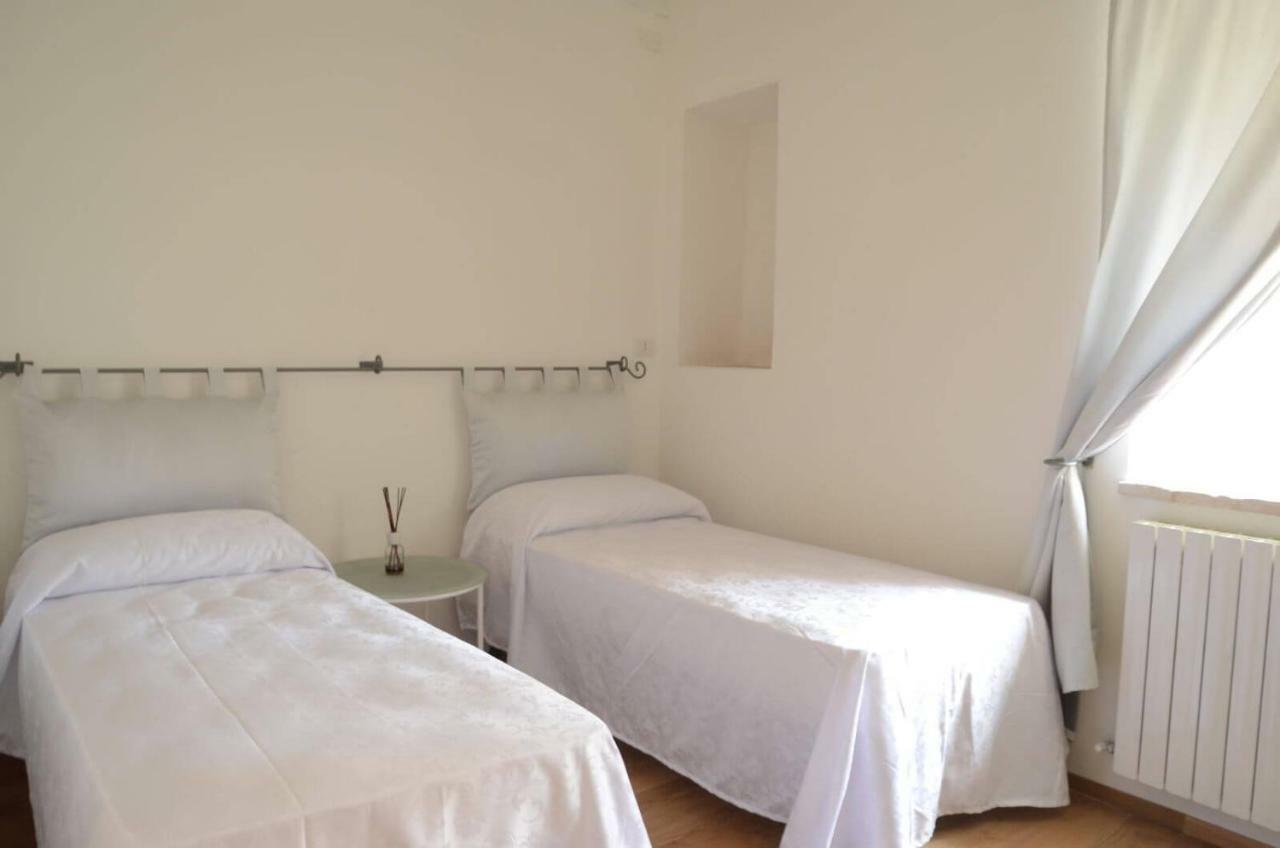 Est Locanda San Ginesio Екстер'єр фото